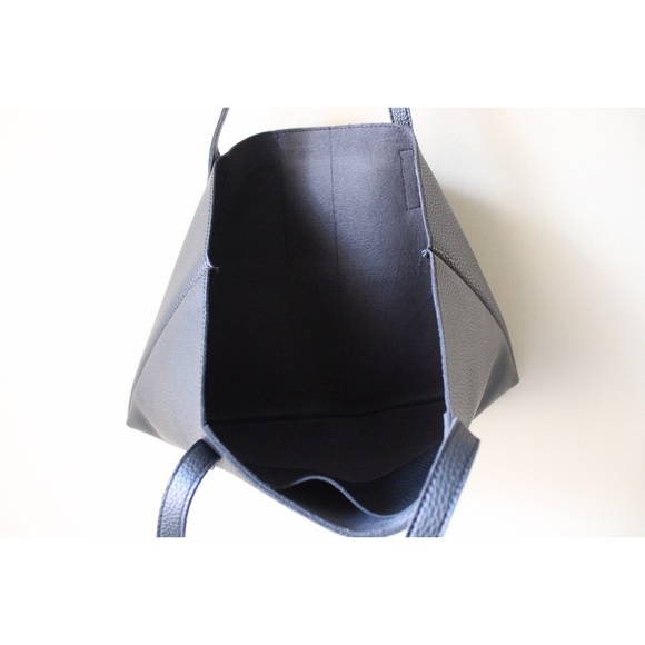 [sold] Black Vince Camuto Bag - Picture 7 of 7